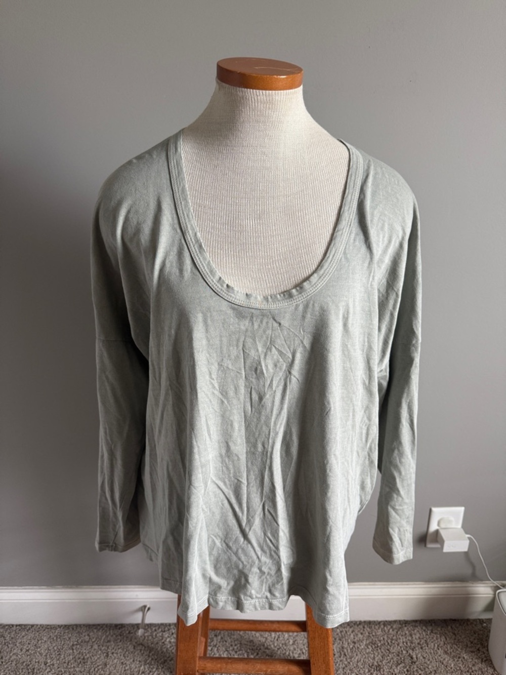 Etica - 100% Organic Cotton Light Sage Green Scoop Neck Long Sleeve Top - Size M